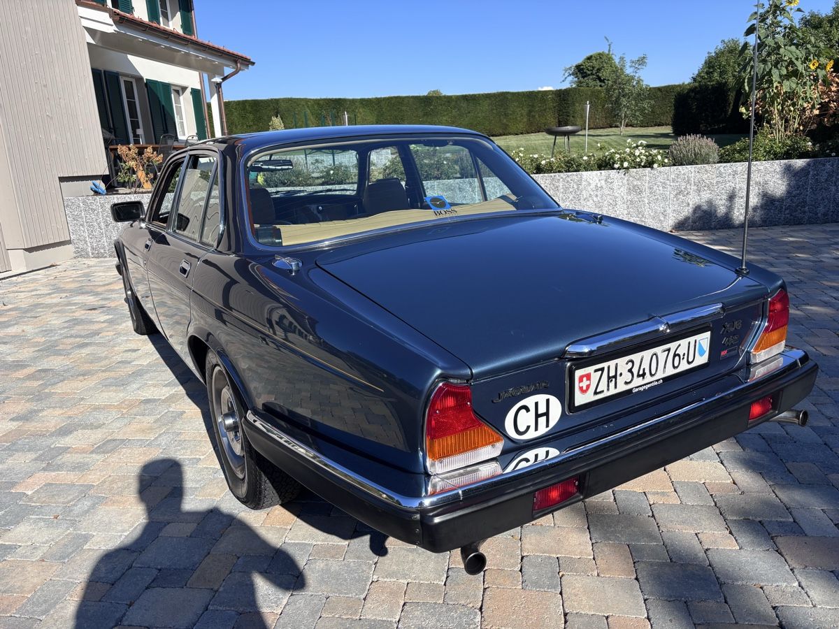 Jaguar Automobili: Jaguar XJ6 4.2  – Usato da Stallikon venduto da kun_5bbm 2