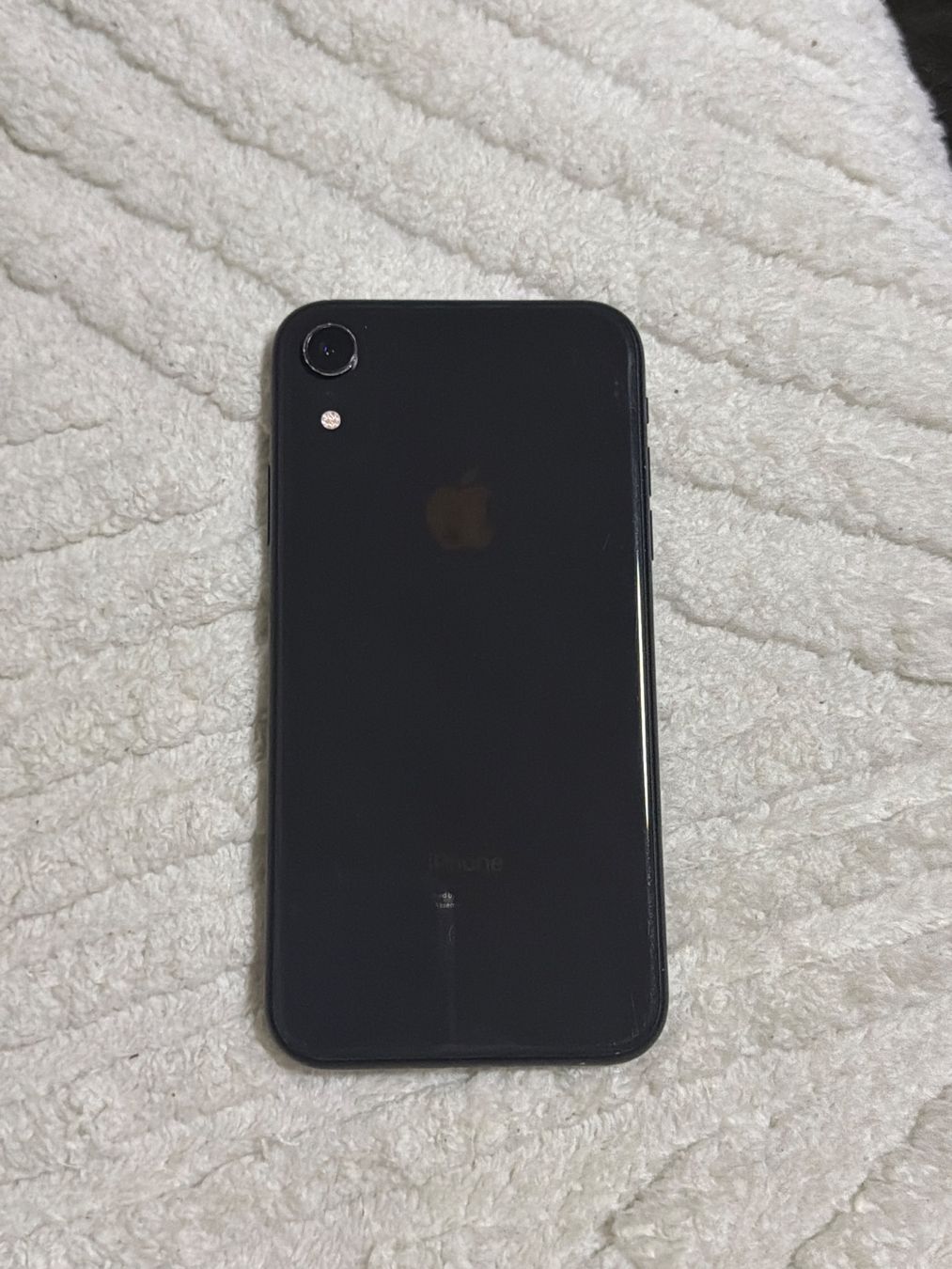Apple Telefoni cellulari / Smartphones: iPhone XR Schwarz guter Zustand – Usato da Buttikon SZ venduto da gresa.d