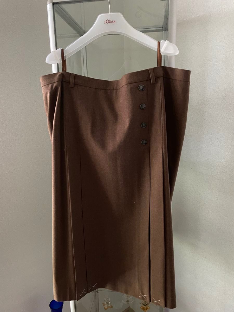Peter Hahn Gonne: Damen Wollrock Gr. 52 Peter Hahn – Nuovo e nell'imballaggio originale da Emmenbrücke venduto da Ladyboutique