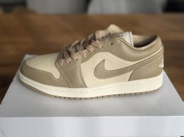 Nike Jordan 1 Low Rattan Desert Camo-Sail / Sneaker / NEU 