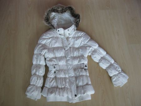Weisse Daunen- Winterjacke Girls Gr.152