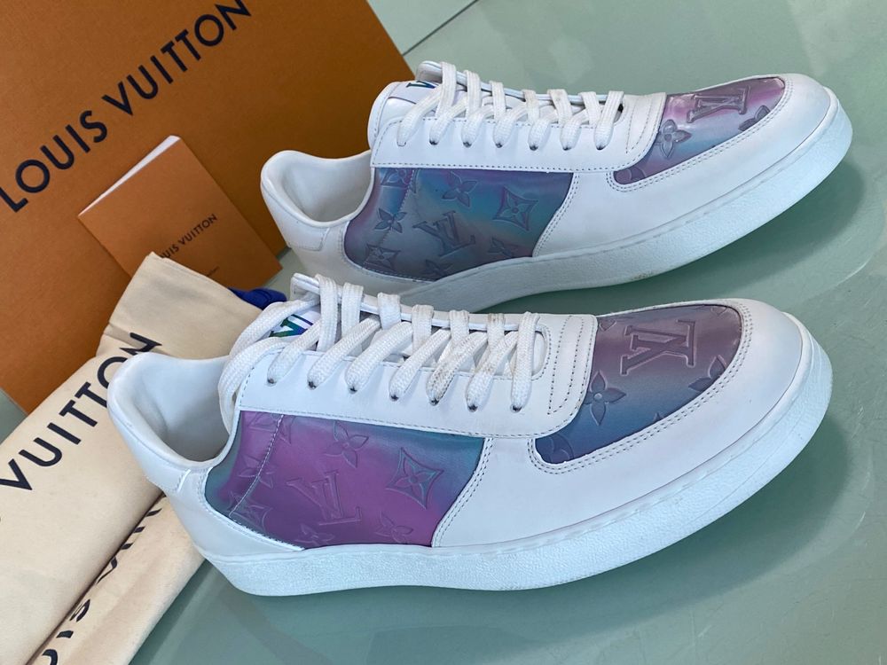 Louis Vuitton Scarpe da uomo: LOUIS VUITTON Rivoli Reflektier Monogramm Low Sneaker 41 NEU – Nuovo e nell'imballaggio originale da Kreuzlingen venduto da kruezbiz 7