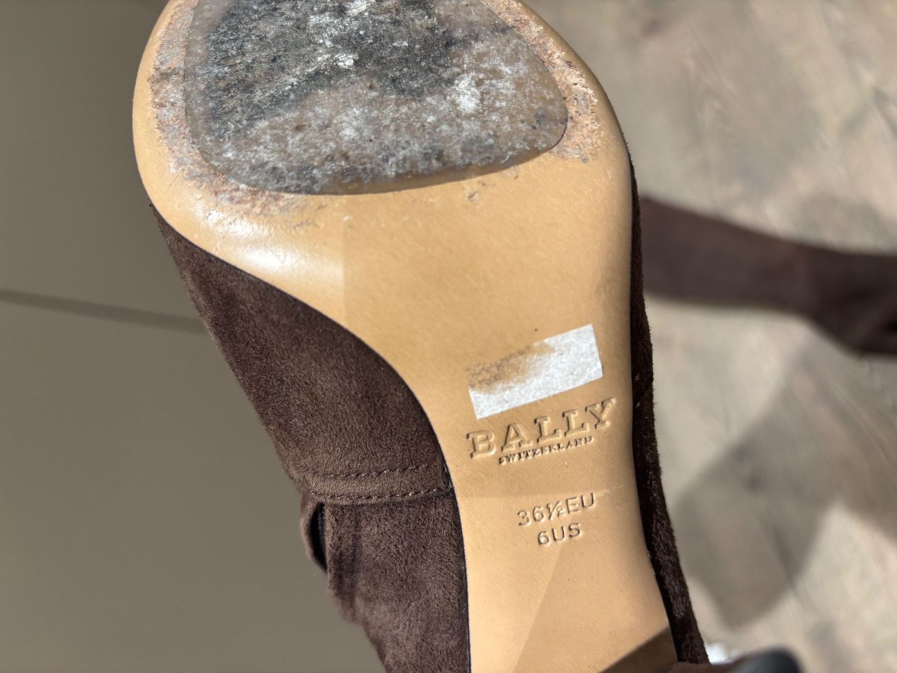 Bally Scarpe da donna: Bottes Bally en daim chocolat – Usato da Wollerau venduto da Dolder23 3