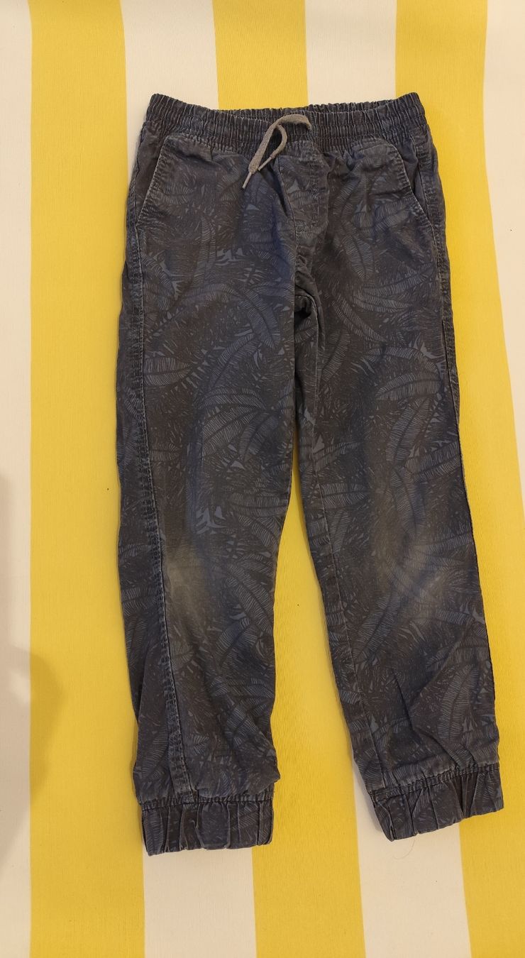 Pantaloni: Hose Kiabi.Gr.7 – Usato da Widen venduto da isa_zz9b 1