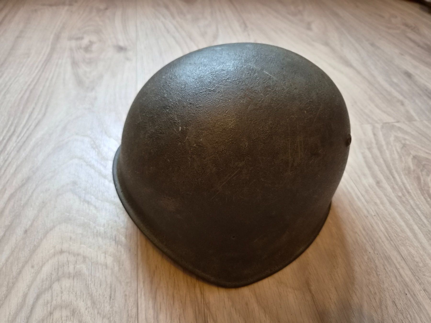 Uniformes & Effets: Militärhelm – D'occasion à Wilen b. Wil par Tremola 2