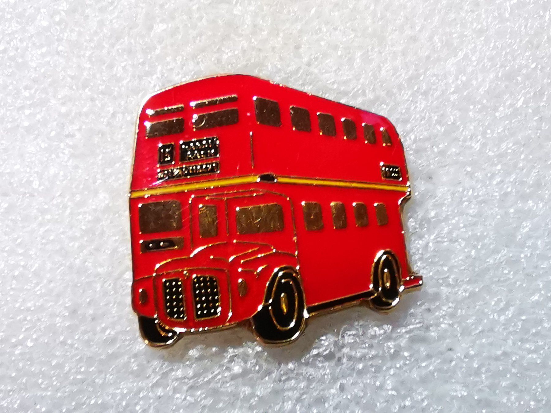 Placchette & Badge: Ansteckpin 25: London Bus – Usato da Oppligen venduto da Pin-Fall-Shop