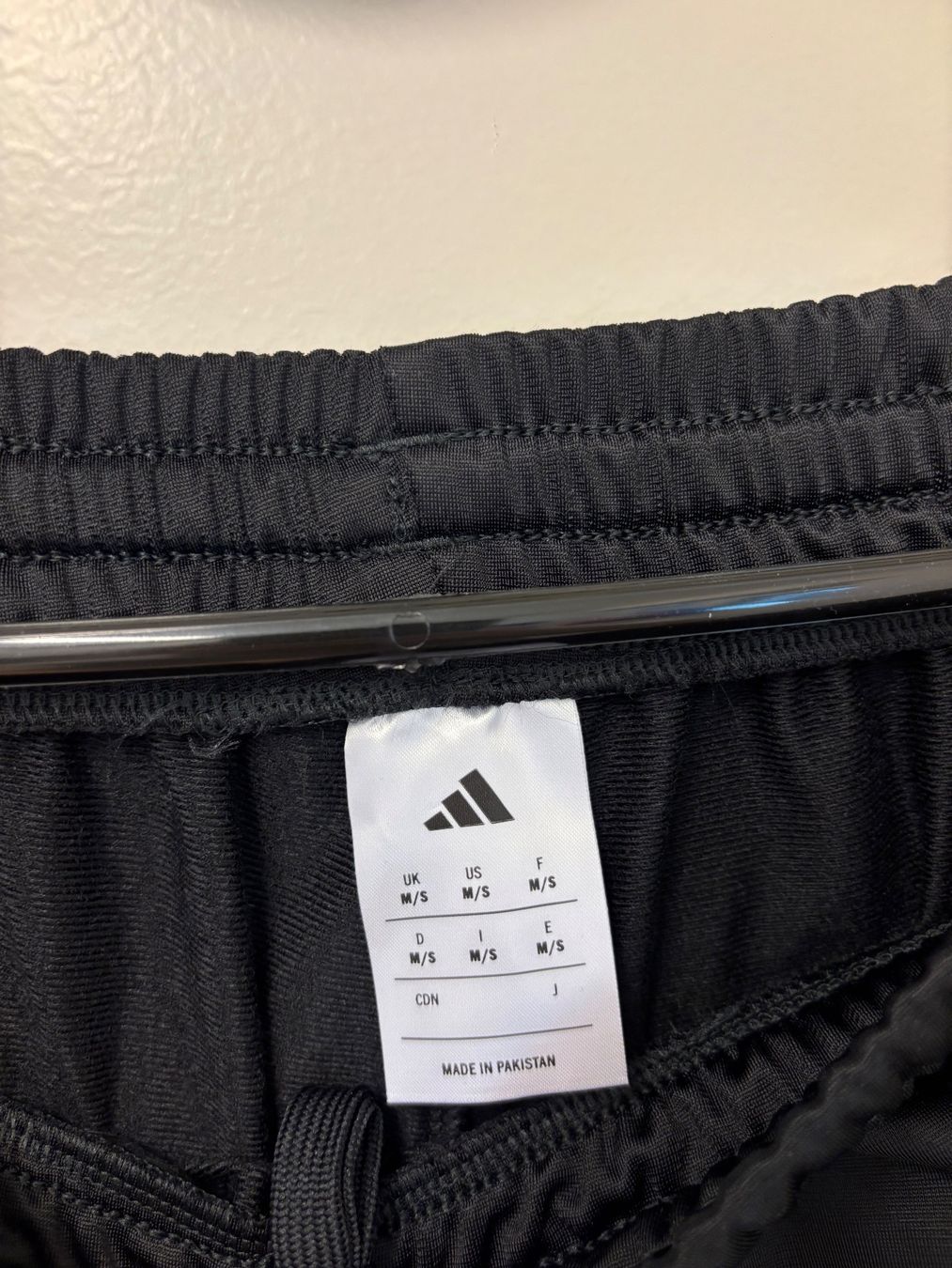 Adidas Pantaloni: Adidas Trainingshose – Nuovo (secondo la descrizione) da Zürich venduto da mc__2kll 5