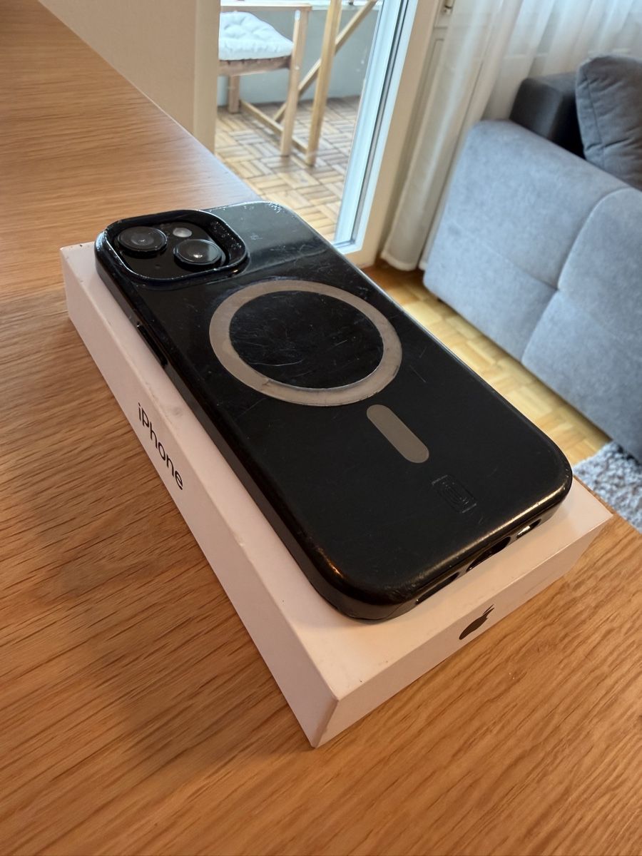 Apple Handys / Smartphones: iPhone 15 256GB ab 1.- Fr – Gebraucht aus Baar von di__h2y9 2