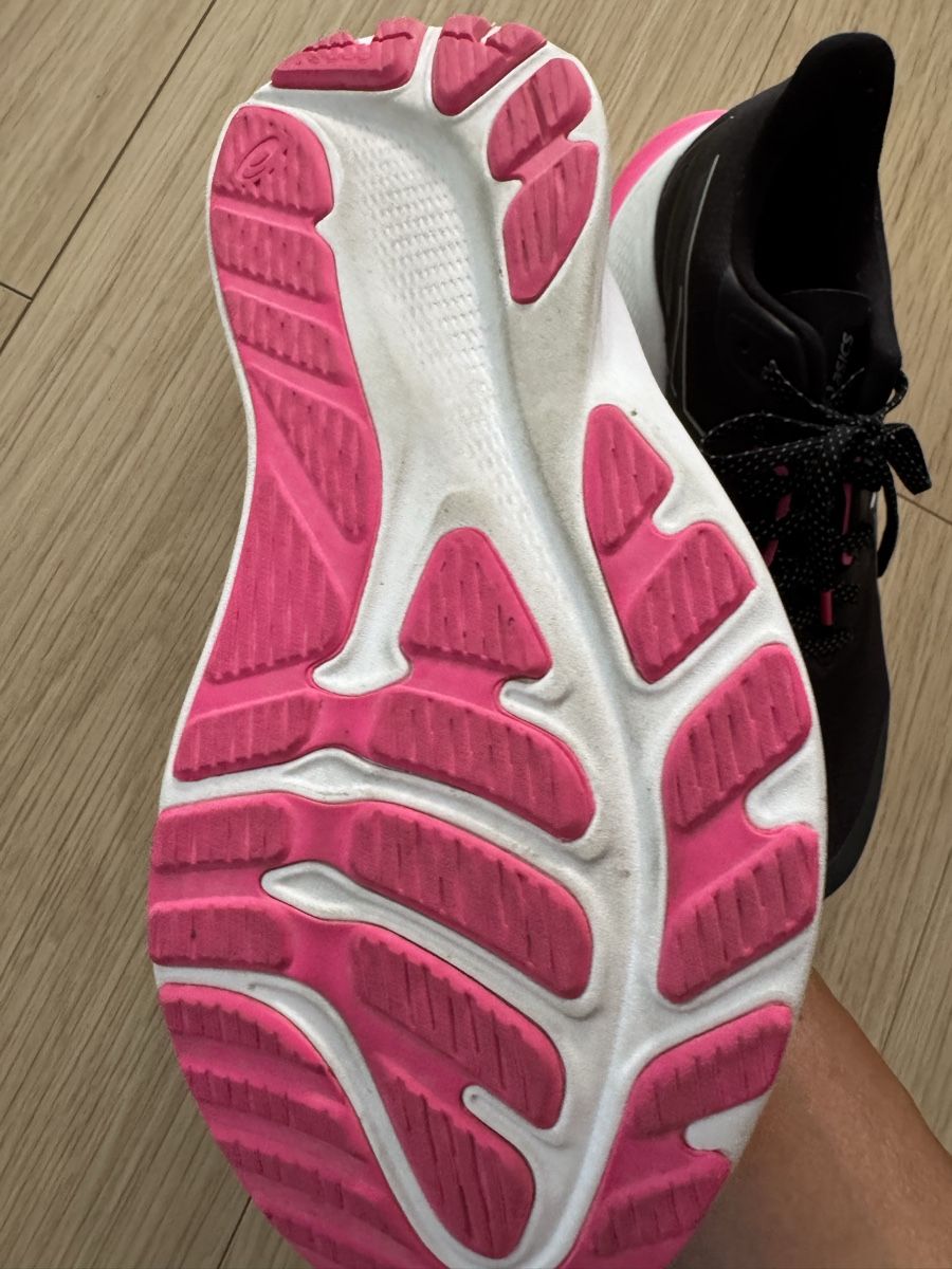 Asics Scarpe da donna: Asics GT-2000 Schuhe gr 40,5 – Usato da Bünzen venduto da Magdalena.K 3