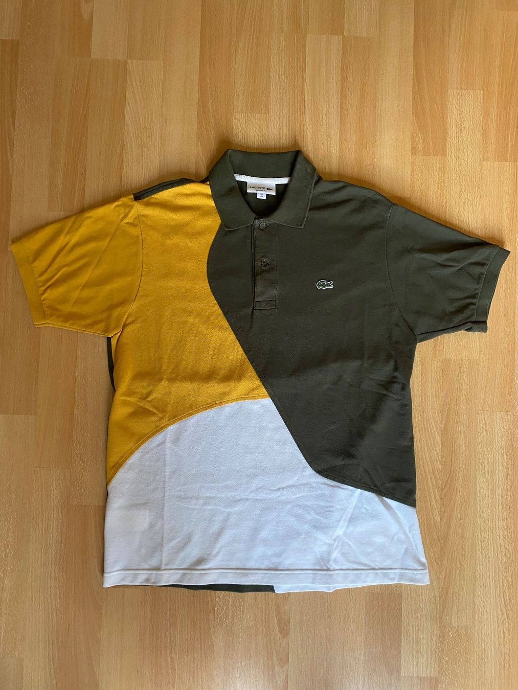 Lacoste Polo-Shirts: Lacoste Polo Green White Yellow L – Gebraucht aus Bettens von loa_y9m6