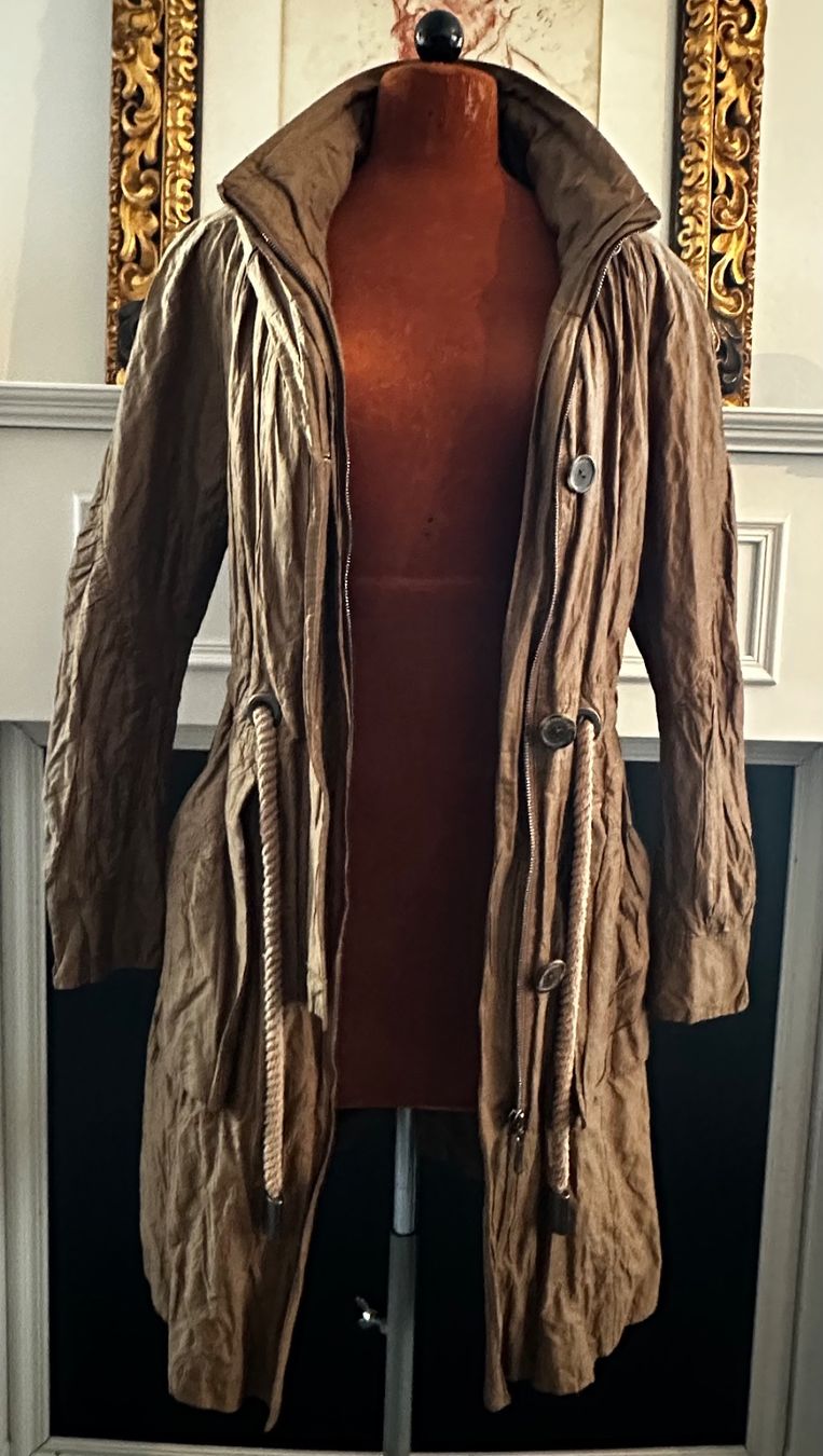Cappotti: Creenstone Trenchcoat Damen 36 – Usato da Liestal venduto da Ballybs 2