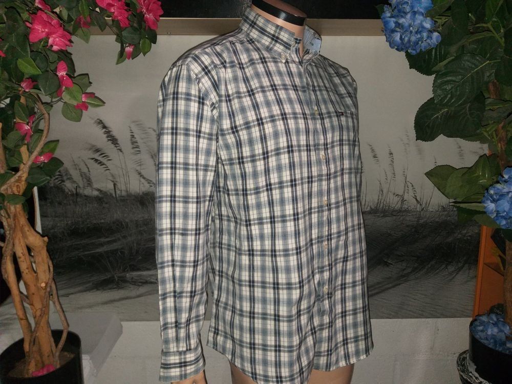 Tommy Hilfiger Camicie: Chemise / Hemd TOMMY HILFIGER    Taille / Grosse L ..... – Usato da Cossonay-ville venduto da Super-Price-Quality 5