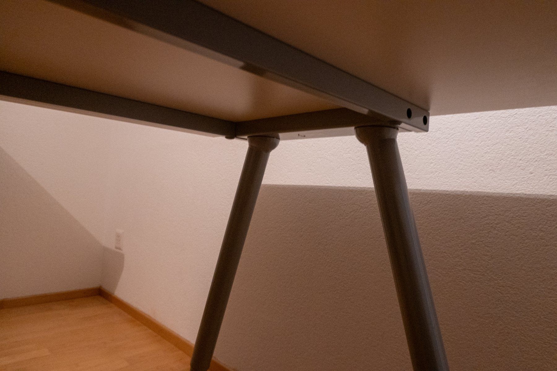 Ikea Scrivanie: Bürotisch - Ikea Thyge (160x80cm) – Usato da Flims Waldhaus venduto da wittwermathias 3