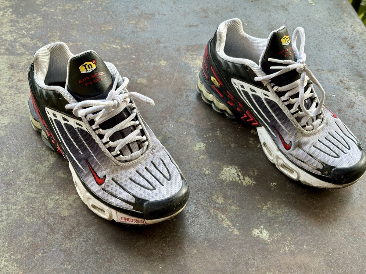 Nike Herrenschuhe: Sneaker Nike Air Max Plus Tn – Gebraucht aus Zürich von 4meret 2