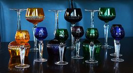 Sehr dekorative brauchbare Wein-/Schnapsgläser