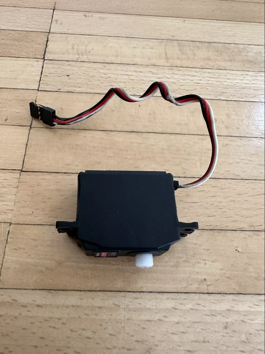 Futaba RC Modellbau: Futaba Mini-Servo S9670SV – Gebraucht aus Kilchberg ZH von wildGT 1