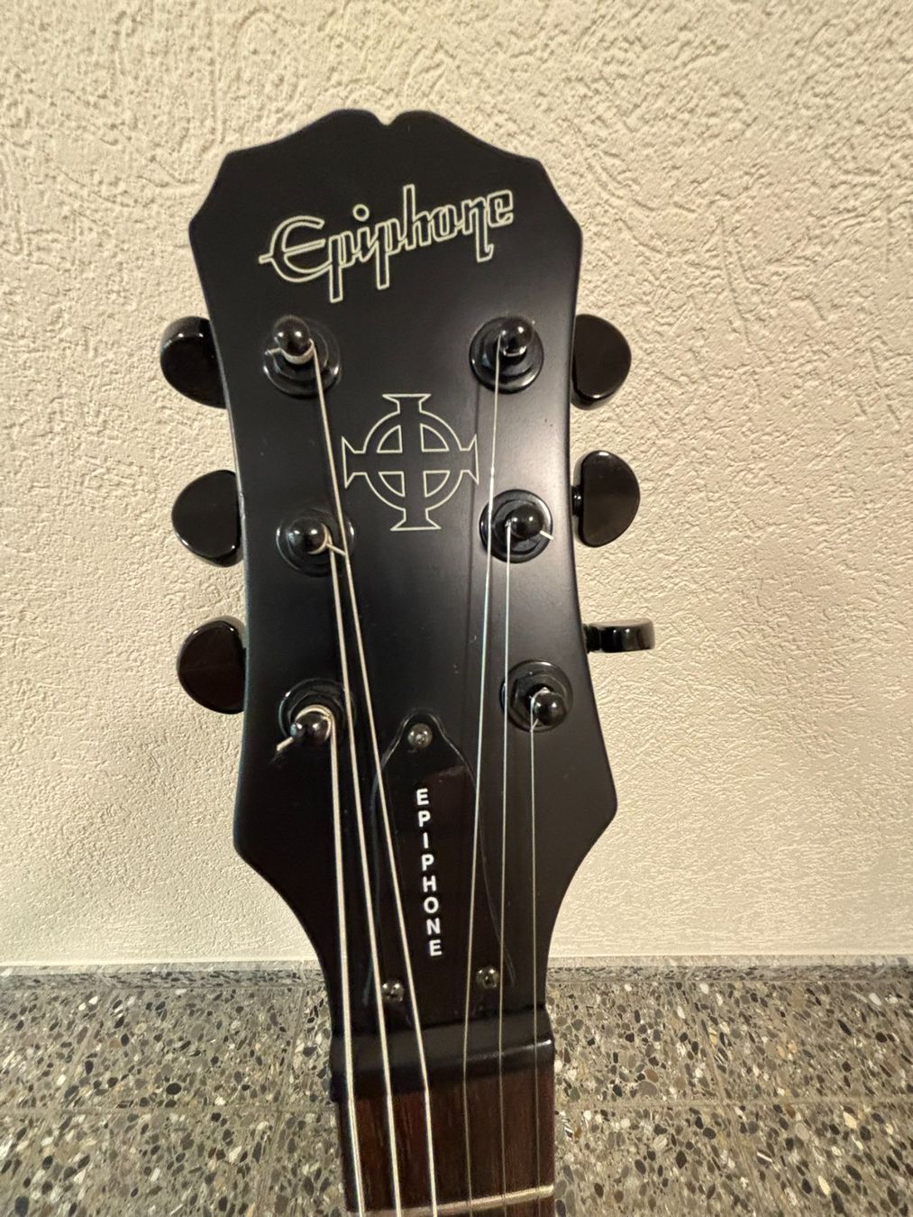 Epiphone Strumenti musicali: Epiphone SG G400 GOTHIC – Usato da Balsthal venduto da Diver8 3