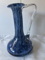 Blaue Glasvase mit Henkel, Unikat