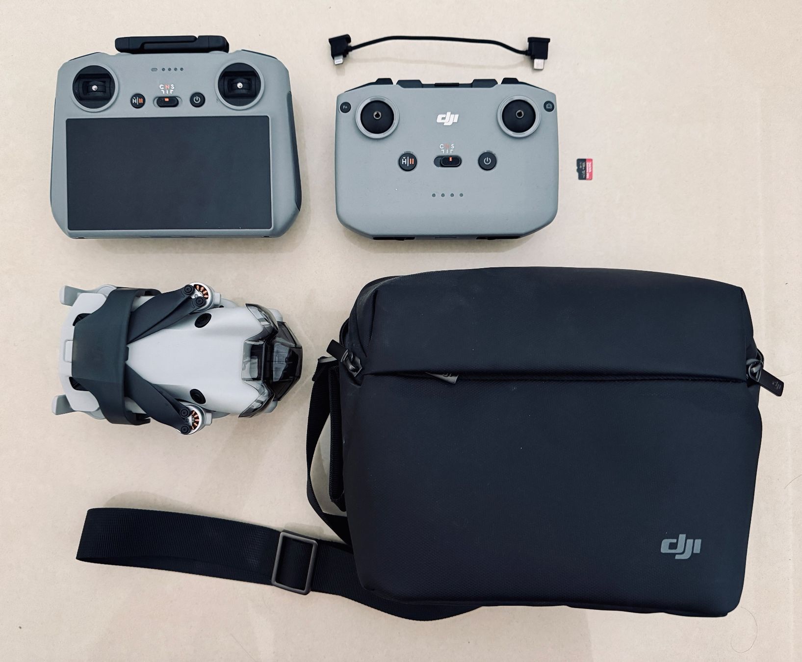 DJI RC Modellbau: DJI Mini 4 Pro mit RC2 ab 1.- – Gebraucht aus Niederrohrdorf von AlitaYoko