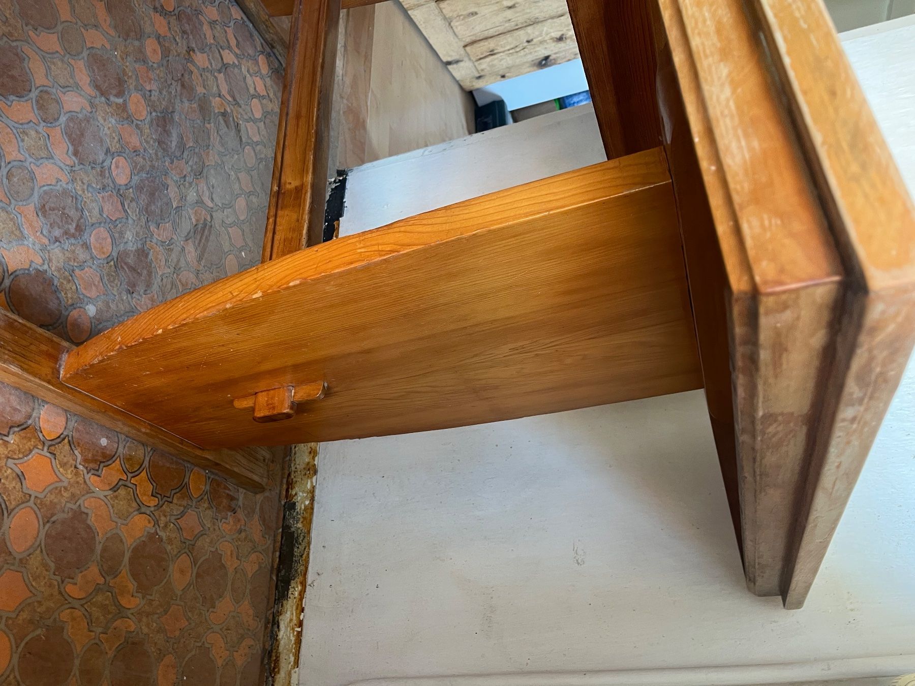 Tavoli: Holztisch mit Schublade – Usato da Brüttelen venduto da Kessa 3