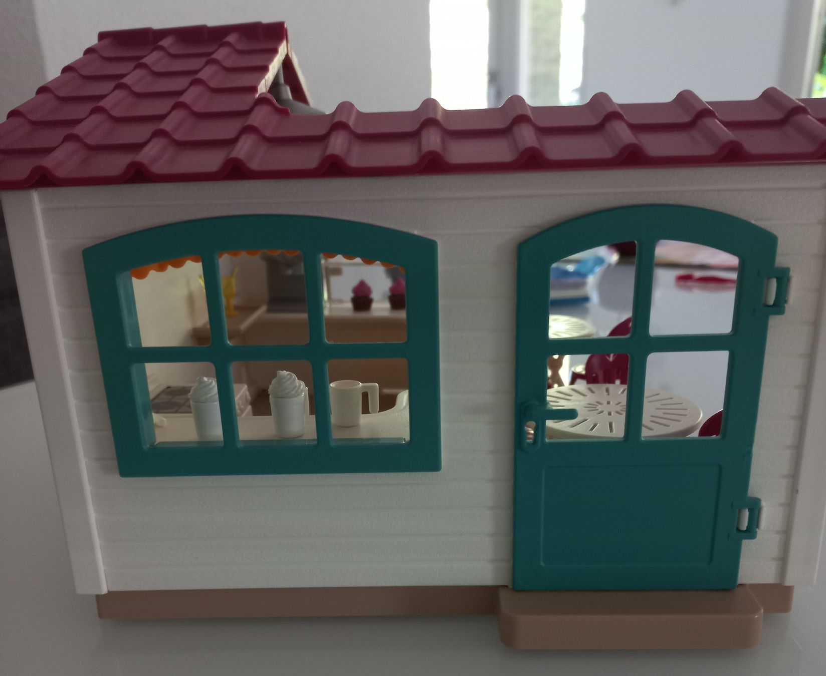 Spielhäuser: Schleich café restaurant  – Gebraucht aus Le Landeron von Liline89 3