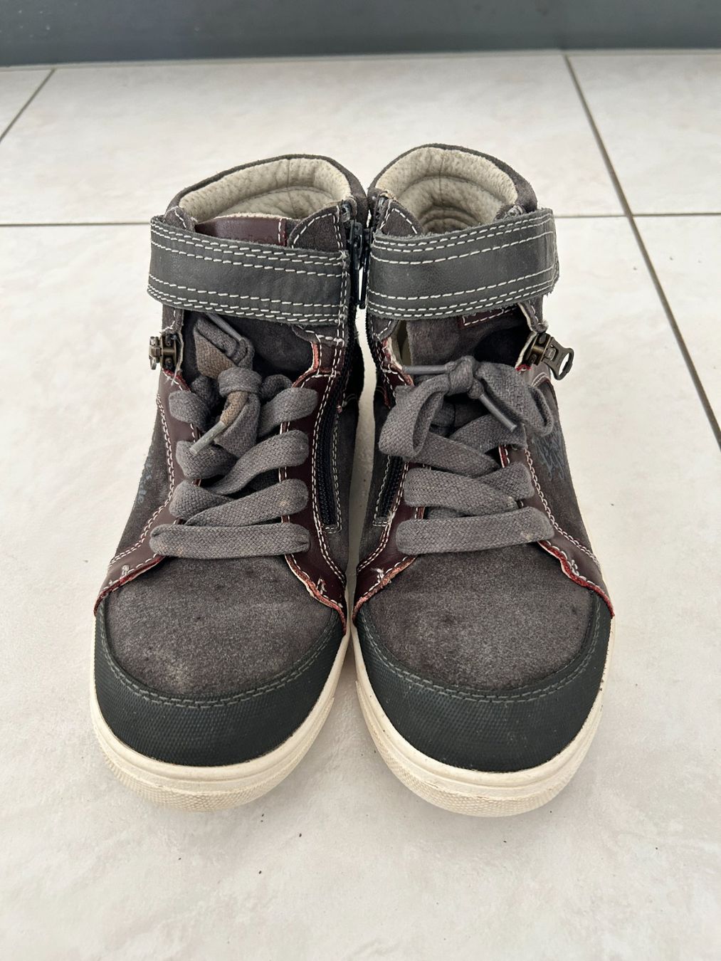Scarpe per ragazzi: Herbstschuhe set Gr.36 – Usato da Emmenbrücke venduto da LuTi80 4