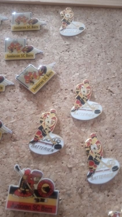 Plaketten & Abzeichen: SC Bern Pins Sammlung - Selten und Wertvoll! Eishockey – Gebraucht aus Belp von Guadalupe84 4