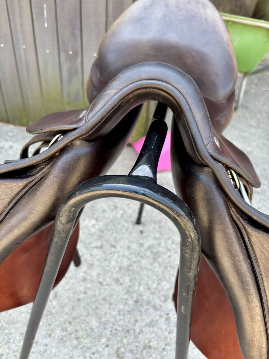 Selle & Accessori: Röösli Vielseitigkeitssattel – Nuovo (secondo la descrizione) da Emmenbrücke venduto da Thomi001 7