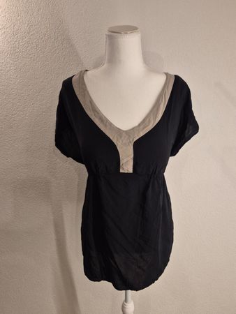 Elegante Sommerbluse, tailliert, Grösse S