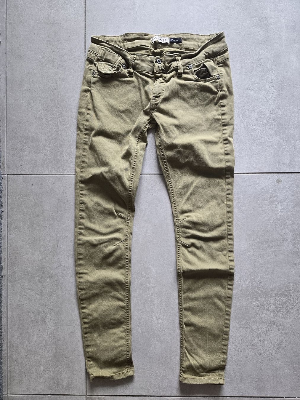 Please Jeans Jeans: Jeans Please skinny – Neu (gemäss Beschreibung) aus La Neuveville von Sarfe