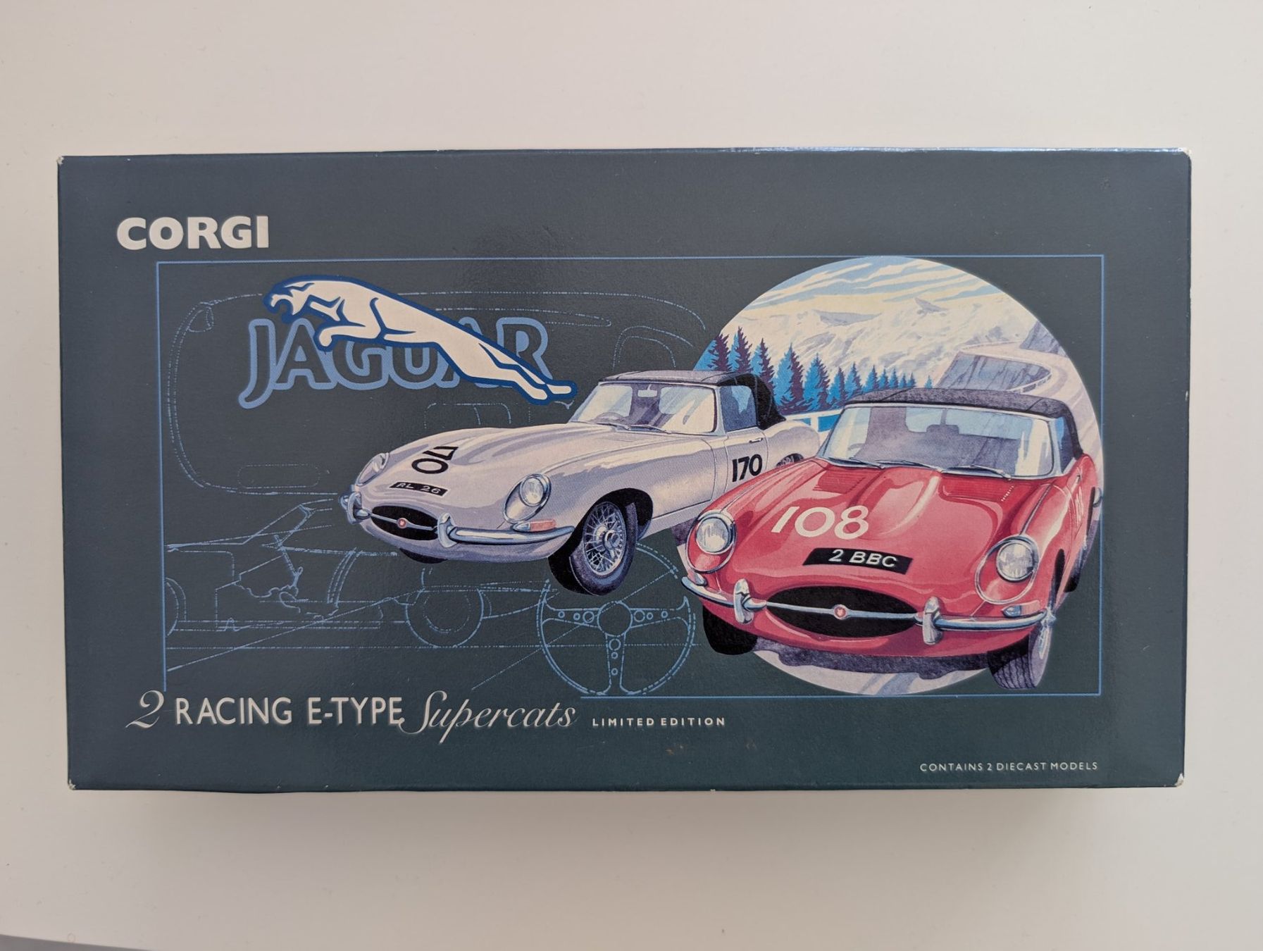 Jaguar Modellini d'auto: 2 Modellautos Jaguar Racing E-Type Supercats – Nuovo e nell'imballaggio originale da Jegenstorf venduto da nad_6gms