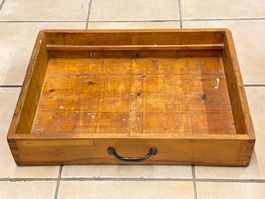 Vintage Schublade aus Holz, 60 x 45 x 11.5 cm.