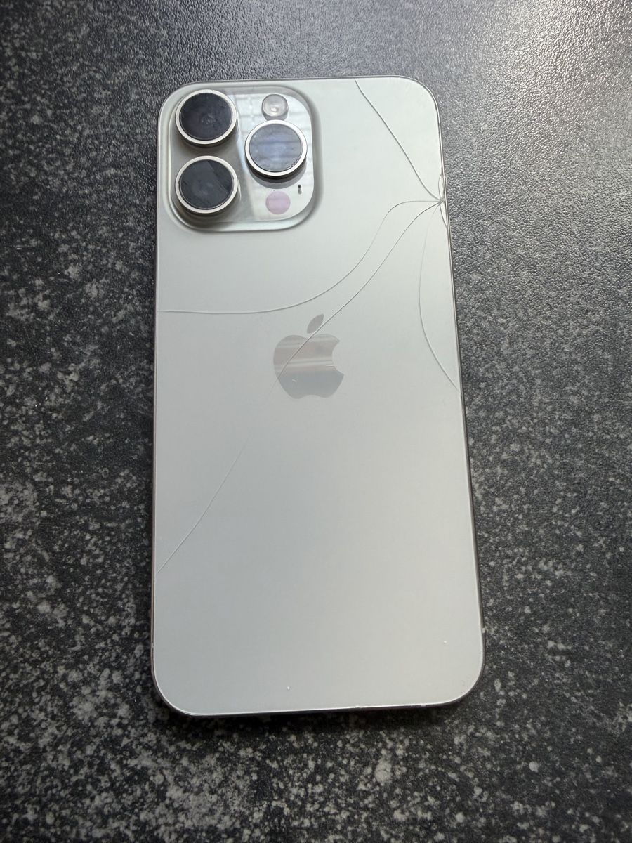 Apple Telefoni cellulari / Smartphones: Apple iPhone 15 pro Max 512GB – Difettoso da Mühleberg venduto da Shindy14 2