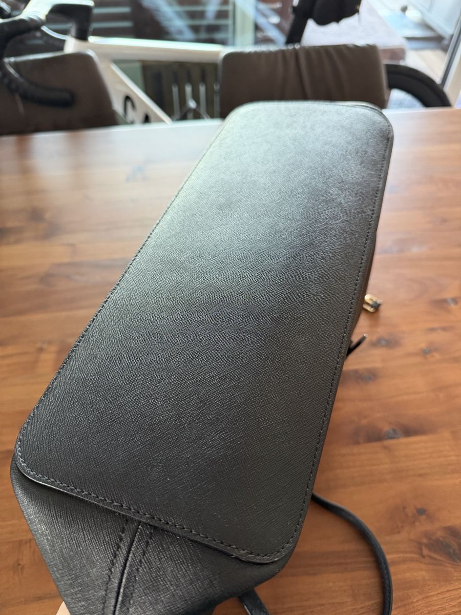 Michael Kors Borse da donna: Michael Kors Handtasche Schwarz – Usato da Pratteln venduto da sponiin 2