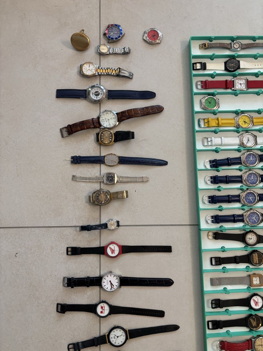 Orologi: 116 Uhren Lot – Nuovo (secondo la descrizione) da Rüti b. Büren venduto da CenicAG 6