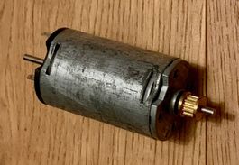 Motoren mit Zahnrad 12 Volt Metall DC - 30 x 50mm - 2 Stück