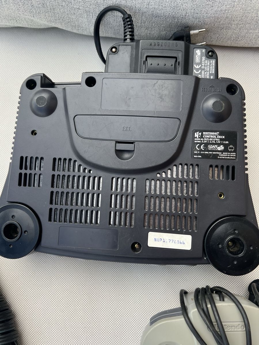 Nintendo Console: Nintendo 64  – Usato da Genève venduto da Gameretro.85 4
