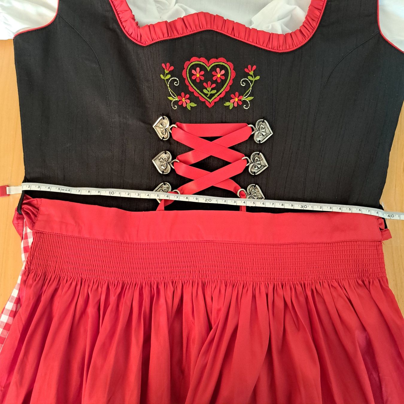 Costumi: Dirndl by Tchibo – Usato da Grüningen venduto da Tappio 7