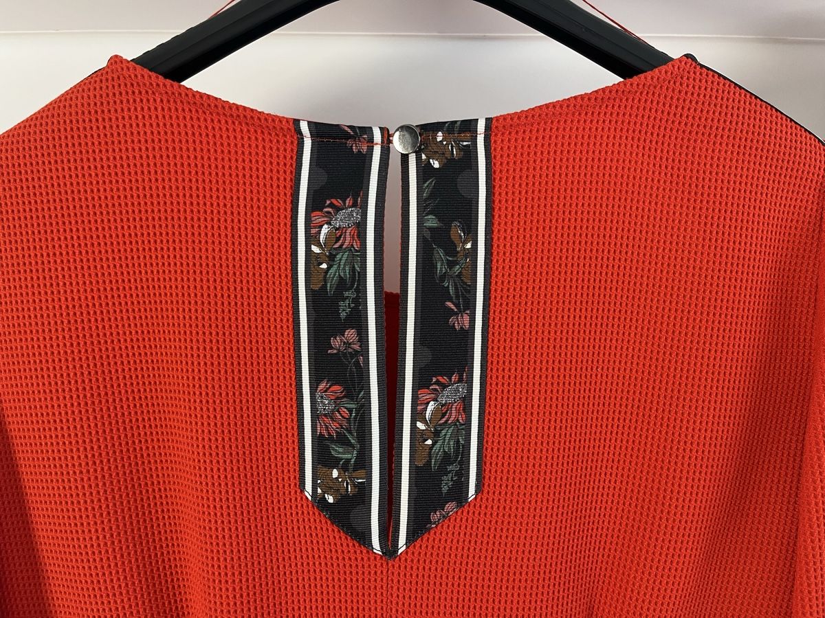 Hugo Boss Vestiti: Hugo Boss Kleid, Grösse 34 – Nuovo e nell'imballaggio originale da Zürich venduto da roadqueen 5