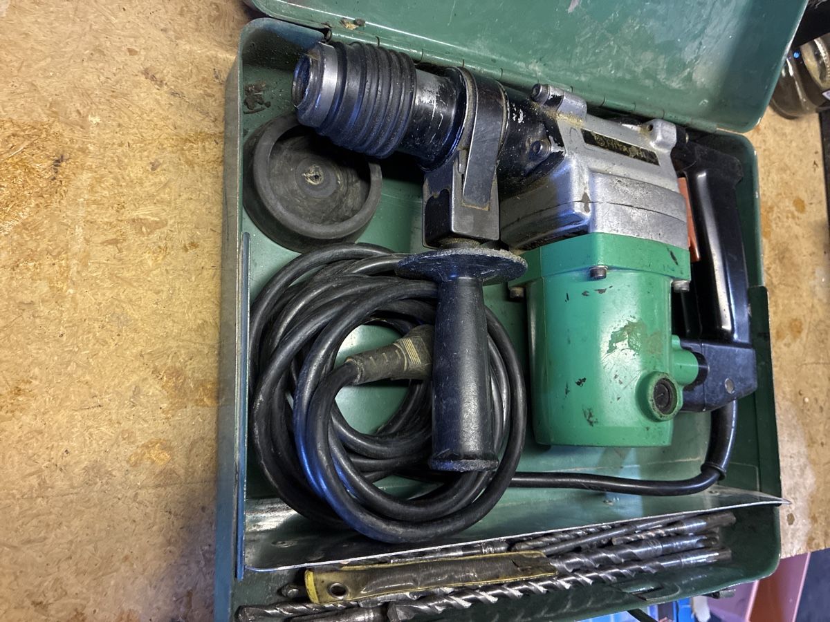Hitachi Trapani: Schlag Bohrmaschine  – Usato da Weisslingen venduto da roe_tz6r 1