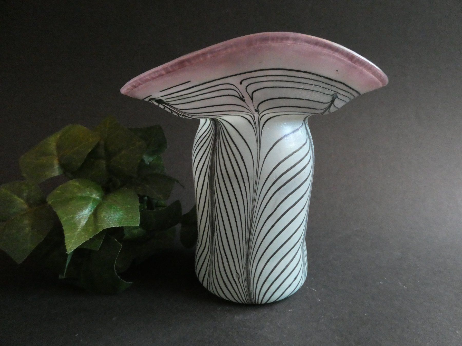 Vasi & Recipienti: Interessante Vase - könnte vom Designer Erwin Eisch sein – Nuovo (secondo la descrizione) da Zürich venduto da ursinas-shop