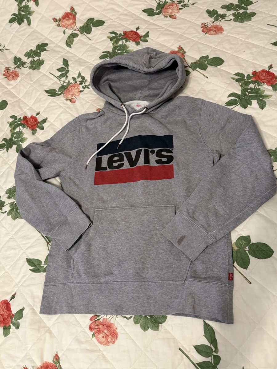 Levi's Maglioni & Felpe: Levi's Kapuzenpullover grau Grösse S gebraucht – Usato da Locarno venduto da Ery02