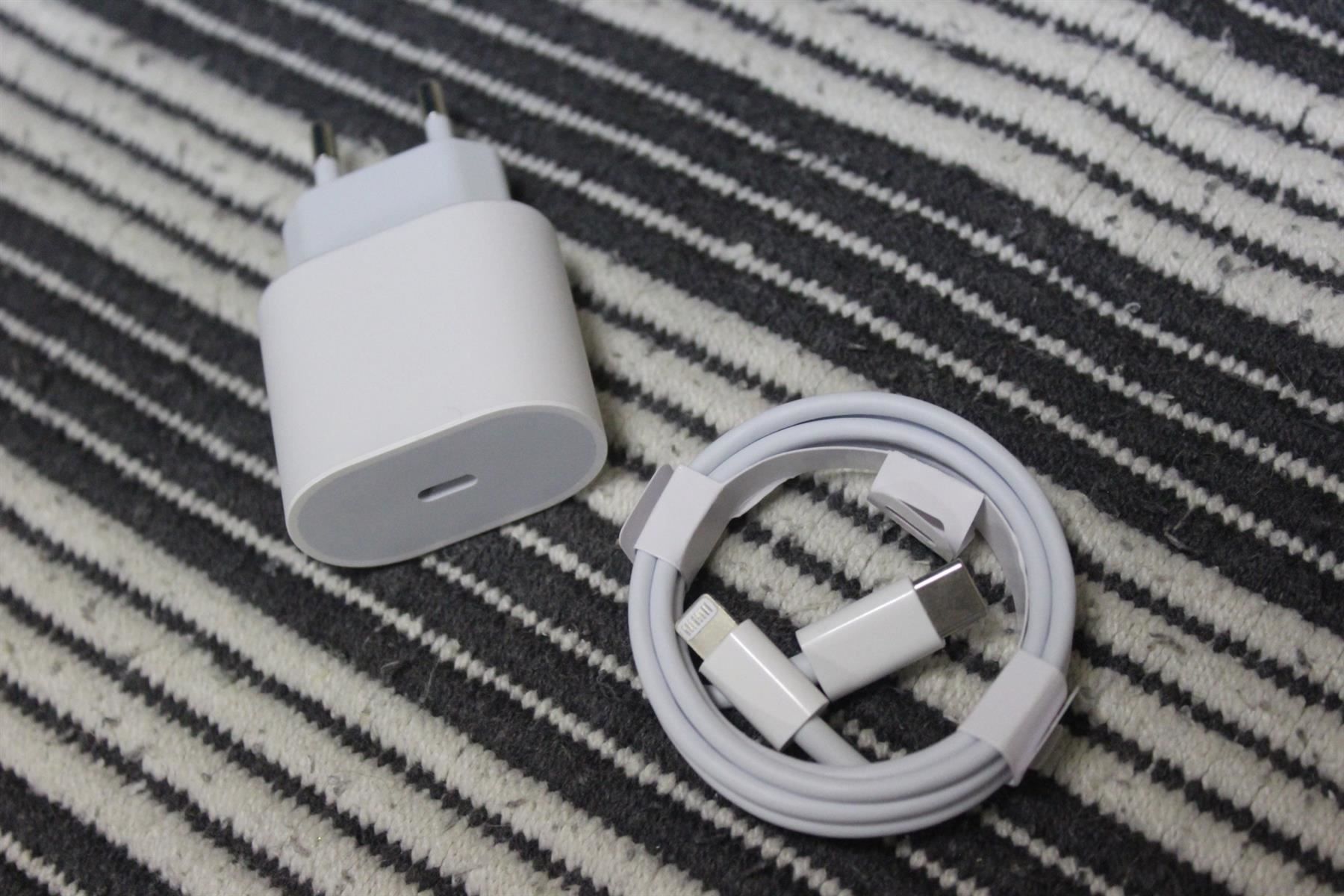 Caricabatterie: 20W PD Ladegerät +kabel 1Meter  iphone – Nuovo (secondo la descrizione) da Kirchdorf AG venduto da Aarereussshop 5