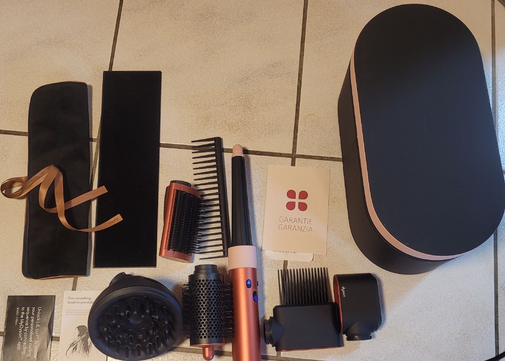 Dyson Sèche-cheveux: Dyson Airwrap i.d – D'occasion à Flims Dorf par bobkelso