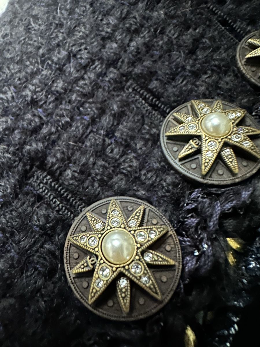 Chanel Cappotti: CHANEL Mantel – Nuovo e nell'imballaggio originale da Basel venduto da pat_ttq6 7