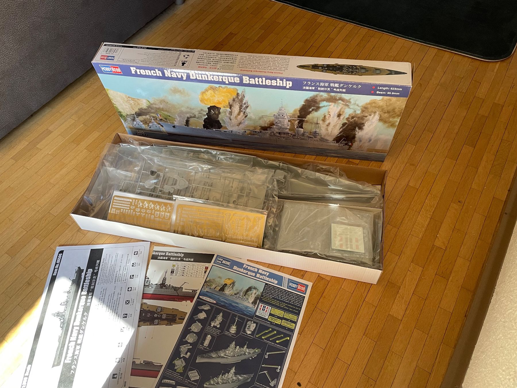 Modellbausätze & Standmodelle: FRENCH NAVY DUNKERQUE BATTLESHIP - SCALE 1/350 – Neu und originalverpackt aus Egg b. Zürich von underworld 7