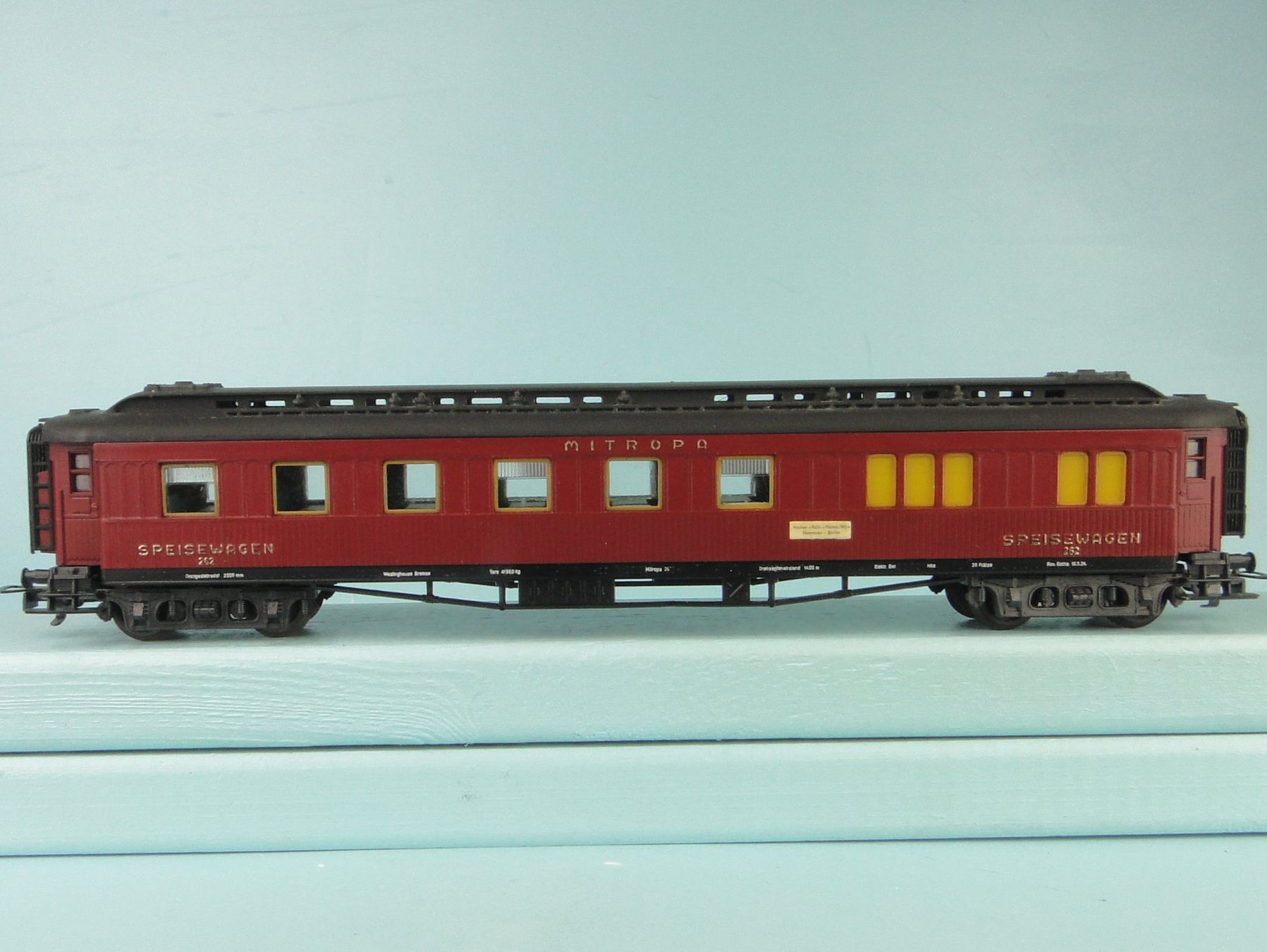 Liliput Modelleisenbahnen: LILIPUT H0 Mitropa Speisewagen – Gebraucht aus Bülach von cann11 5