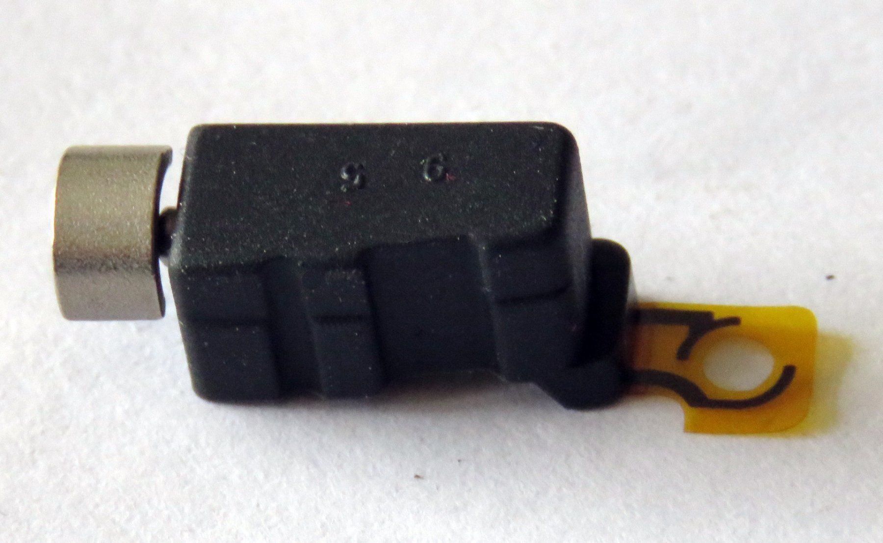 Ericsson Telefoni cellulari / Smartphones: Ericsson R310S: Vibro-Motor – Usato da Untersiggenthal venduto da Zarkok 1