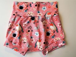 Rosa Kurze Hose mit Blumen 98/104 NEU