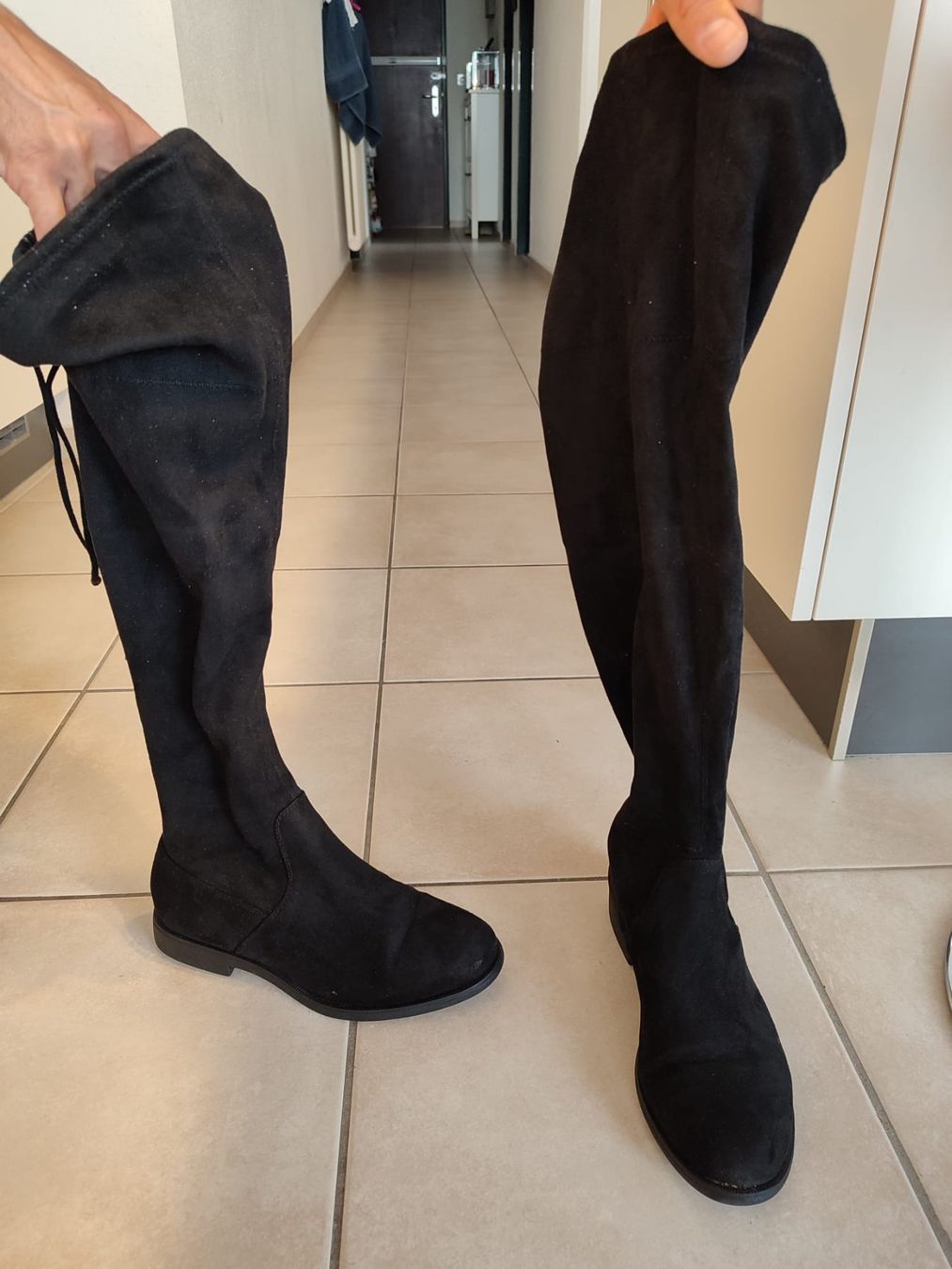 Scarpe da donna: Lot 8 paires de chaussures – Usato da Prilly venduto da Ledanaki 1